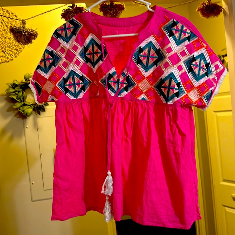 Mexican style blouse from Mexico!